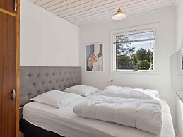 4 Star Holiday Home in Hals