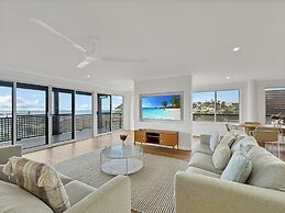2-bed Beach Haven With Garden & Alfresco Dining