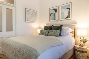 Modern 1-bed Studio Near Tramsheds