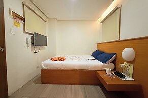 Aurora Suites Pasay near Airport