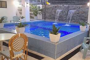 Aurora Suites Pasay near Airport