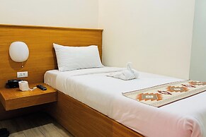 Aurora Suites Pasay near Airport