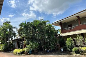 Mayuree Resort