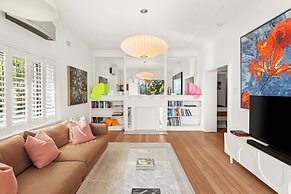Superb 2-bed Apartment Facing Rose Bay Marina