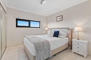 Split-level 2BR With City-view and Separate Study