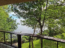 Bohol-Lahoy Dive & Beach Resort