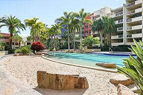 Bright 1-bed With Great Views & Amenities