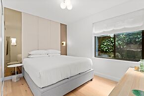 Boutique 2-bed With Stunning Sydney Harbour Views
