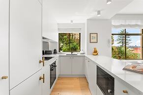 Boutique 2-bed With Stunning Sydney Harbour Views
