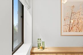 Boutique 2-bed With Stunning Sydney Harbour Views