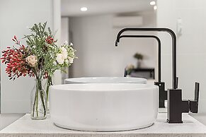 Comfy Studio Near Racecourse