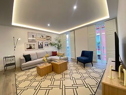 w Bright 2BR w Sunny Terrace in Chueca