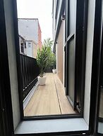w Impressive 3BR w Sunny Terrace in Chueca