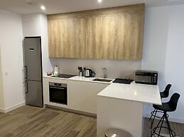 w Impressive 3BR w Sunny Terrace in Chueca
