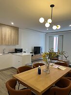w Impressive 3BR w Sunny Terrace in Chueca