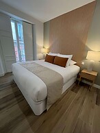 w Impressive 3BR w Sunny Terrace in Chueca