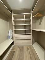 w Stylish 2BR w Sunny Terrace in Chueca