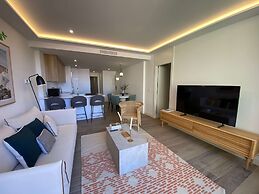 w Stylish 2BR w Sunny Terrace in Chueca