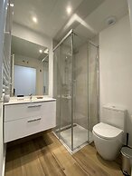w Stylish 2BR w Sunny Terrace in Chueca