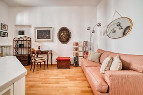 Modern 1 BR Near Gae Aulenti