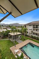 Cairns 2BR Palms Stay Top Floor Pool View