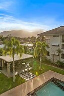 Cairns 2BR Palms Stay Top Floor Pool View