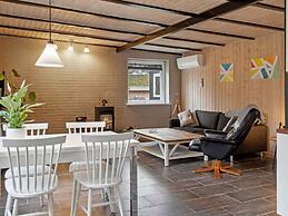 5 Star Holiday Home in Vaeggerlose