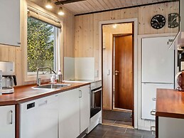 5 Star Holiday Home in Vaeggerlose