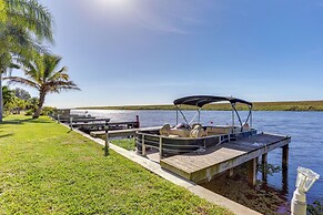 Lake Okeechobee Dockside Cabin w/ Pool Access