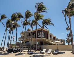 Lahaina Hotel