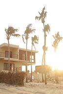 Lahaina Hotel