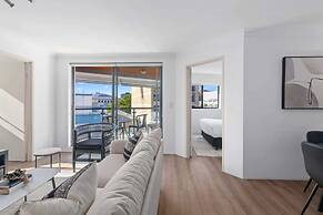 Bright 2-bed Surry Hills Apartment With Balcony