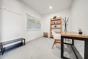 Mountain View City Center Apartment With BBQ