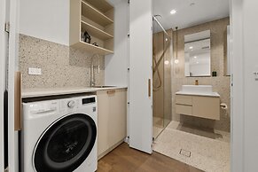 Experience Elegance in This Chic 1-bed Unit
