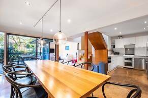 Delightful 4-bed Home Near Centennial Park