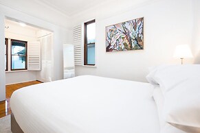 Delightful 4-bed Home Near Centennial Park