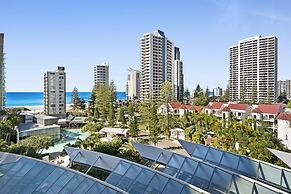 Scenic 2-bed With Pool, Gym