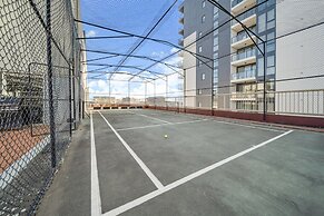 Center 1-bed With Sauna, Gym, BBQ & Parking