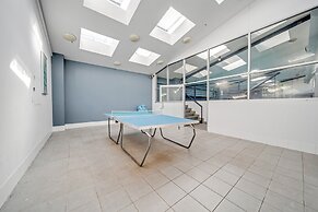 Center 1-bed With Sauna, Gym, BBQ & Parking