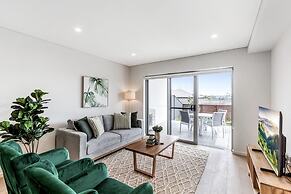 Pristine 3-bed Kiama Unit With Courtyard