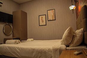 Central Stay