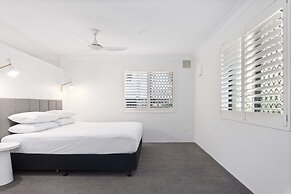 Stylish 3-bed Newport Stay With Balcony