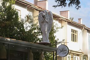 Deluna Ümitköy Suite