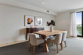 Spacious 3-bed Apartment by the MCG