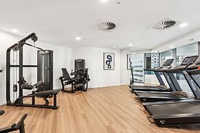 Brisbane 1BR With Pool, Spa, Sauna and Balcony