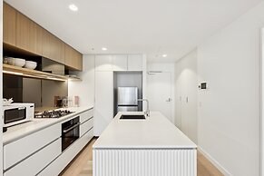 Brisbane 1BR With Pool, Spa, Sauna and Balcony