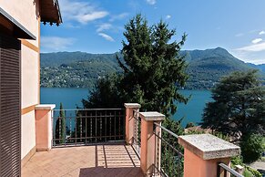 Pink Villa
