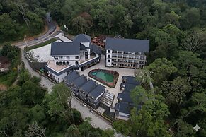CherryLoft Luxury Resort