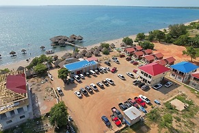 North Beach Club