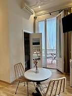 Casa Consell Gran Via Guest House